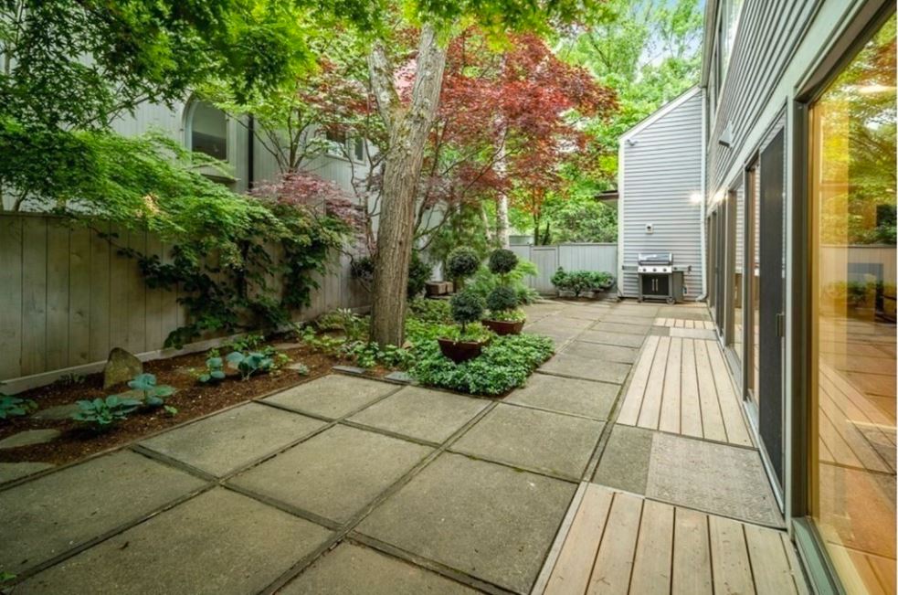 64 Grozier Rd, West Cambridge