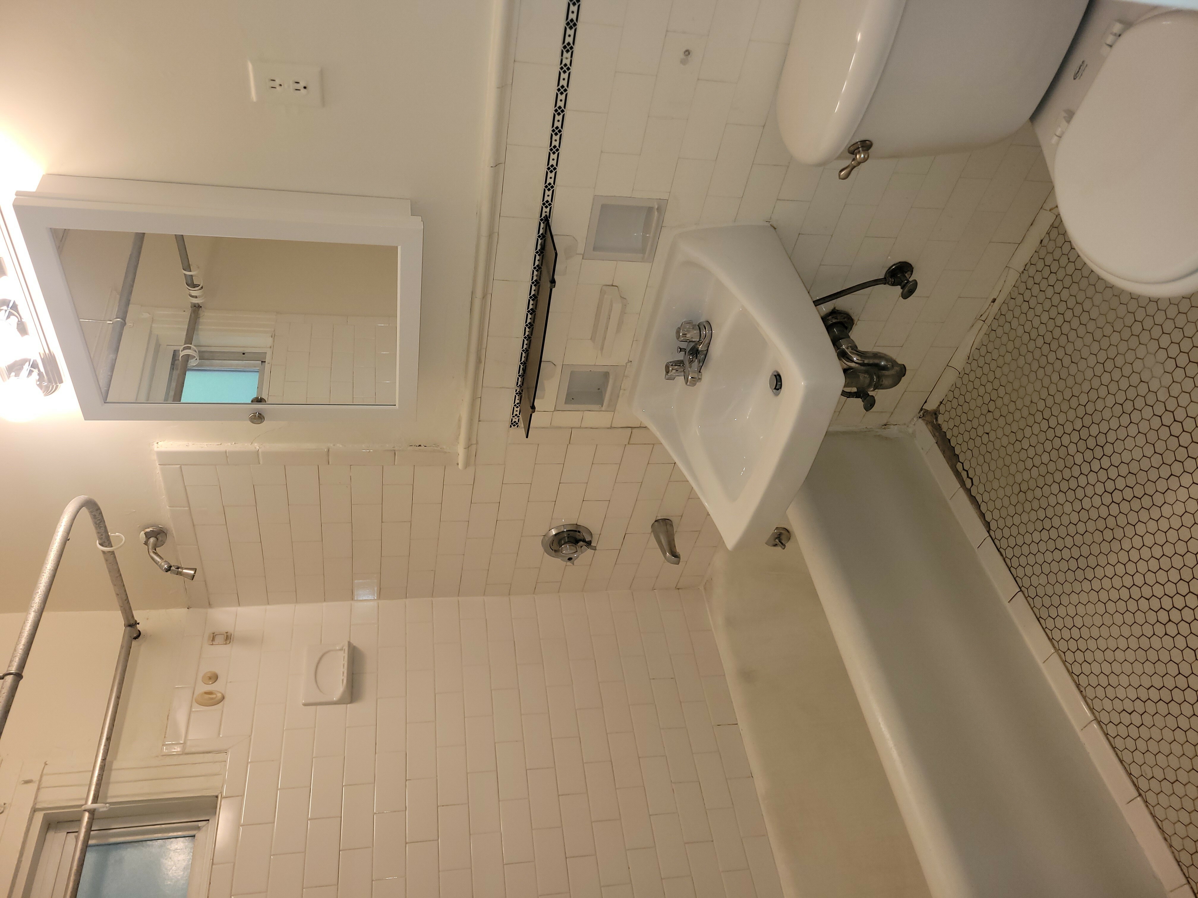 64 Oak Square Ave, Brighton