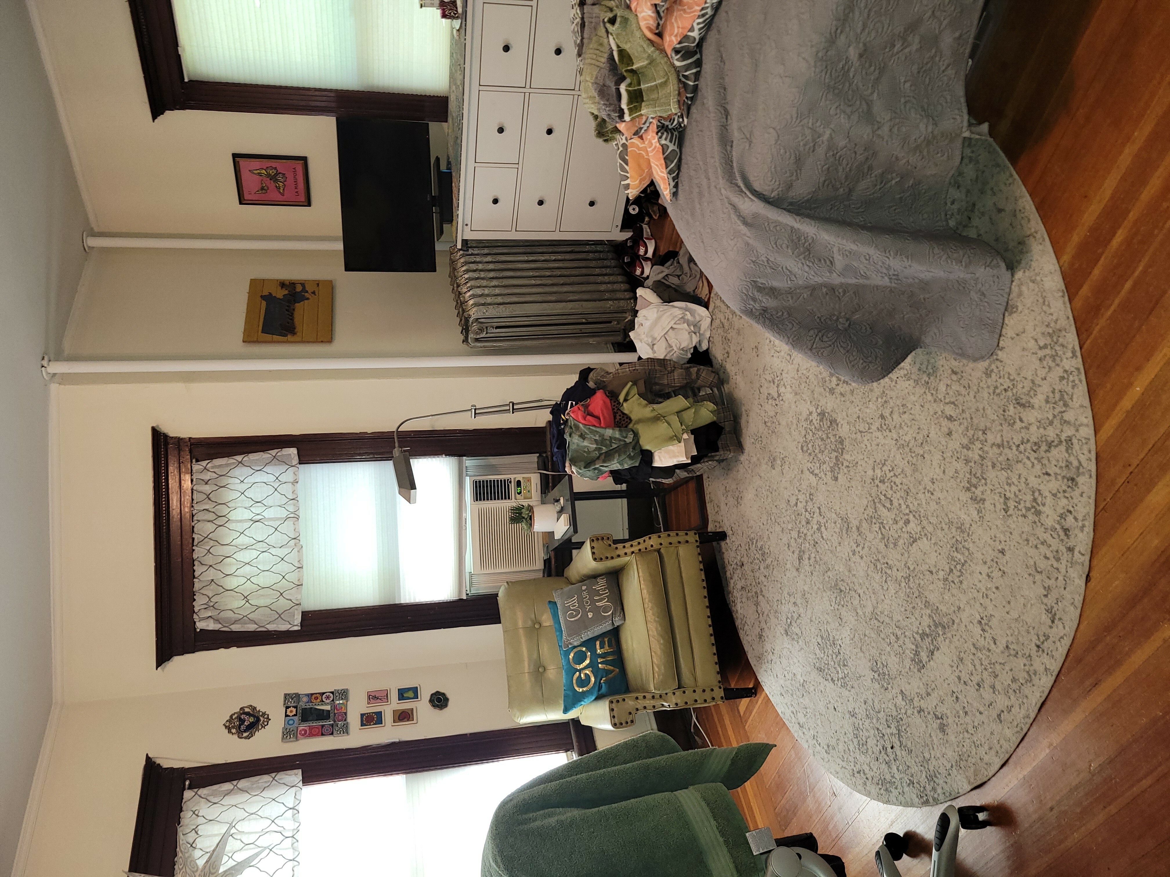 64 Oak Square Ave, Brighton