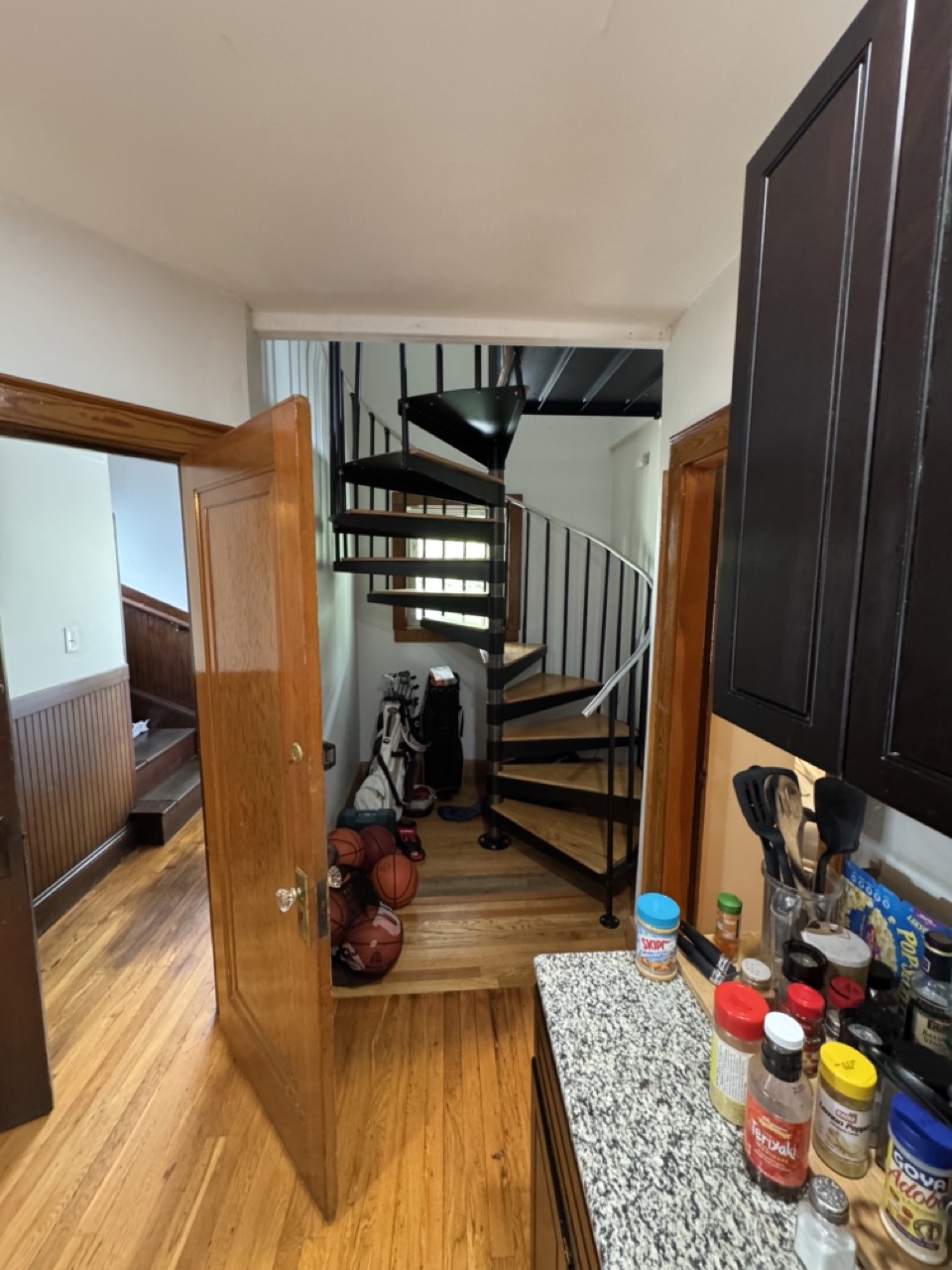 14 Renfrew St, Tufts University