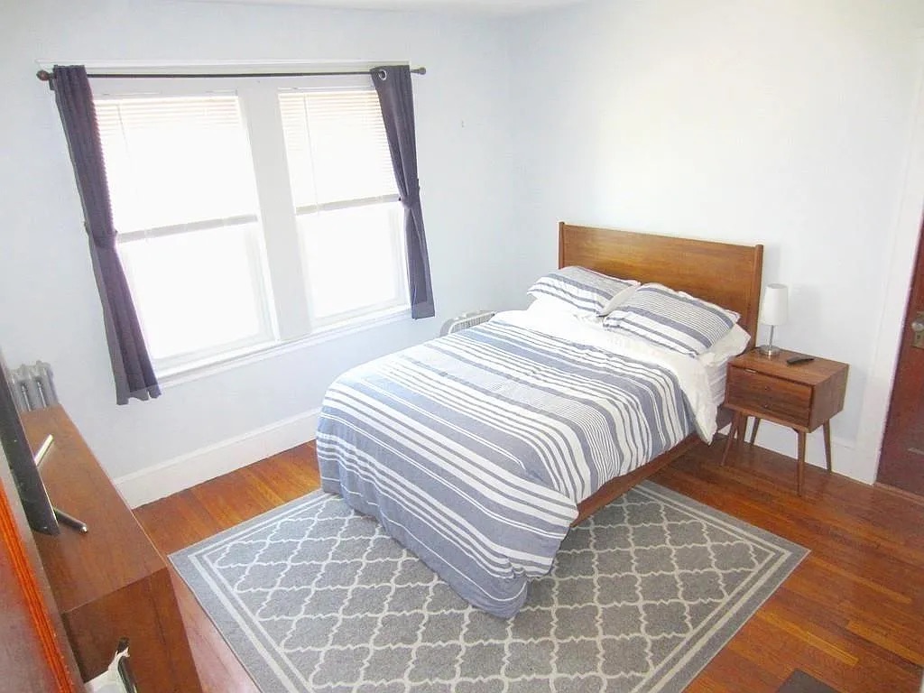 17-19 Frederick Ave, Tufts University