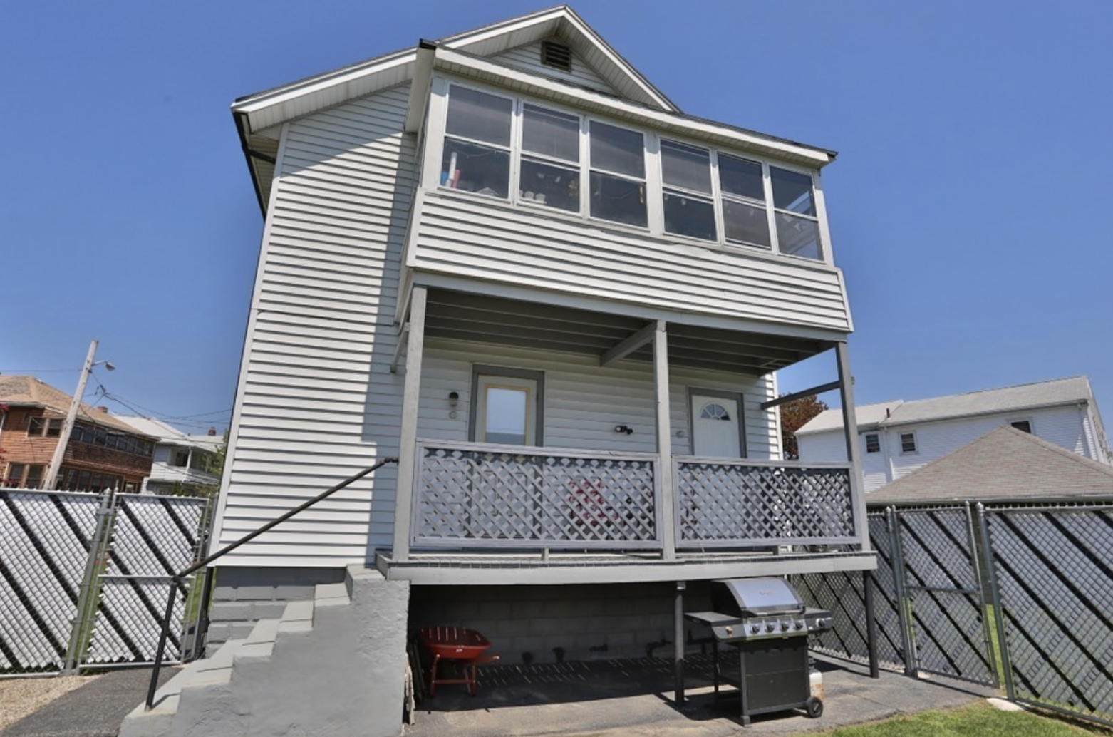 58-60 Buzzell Ln, Tufts University