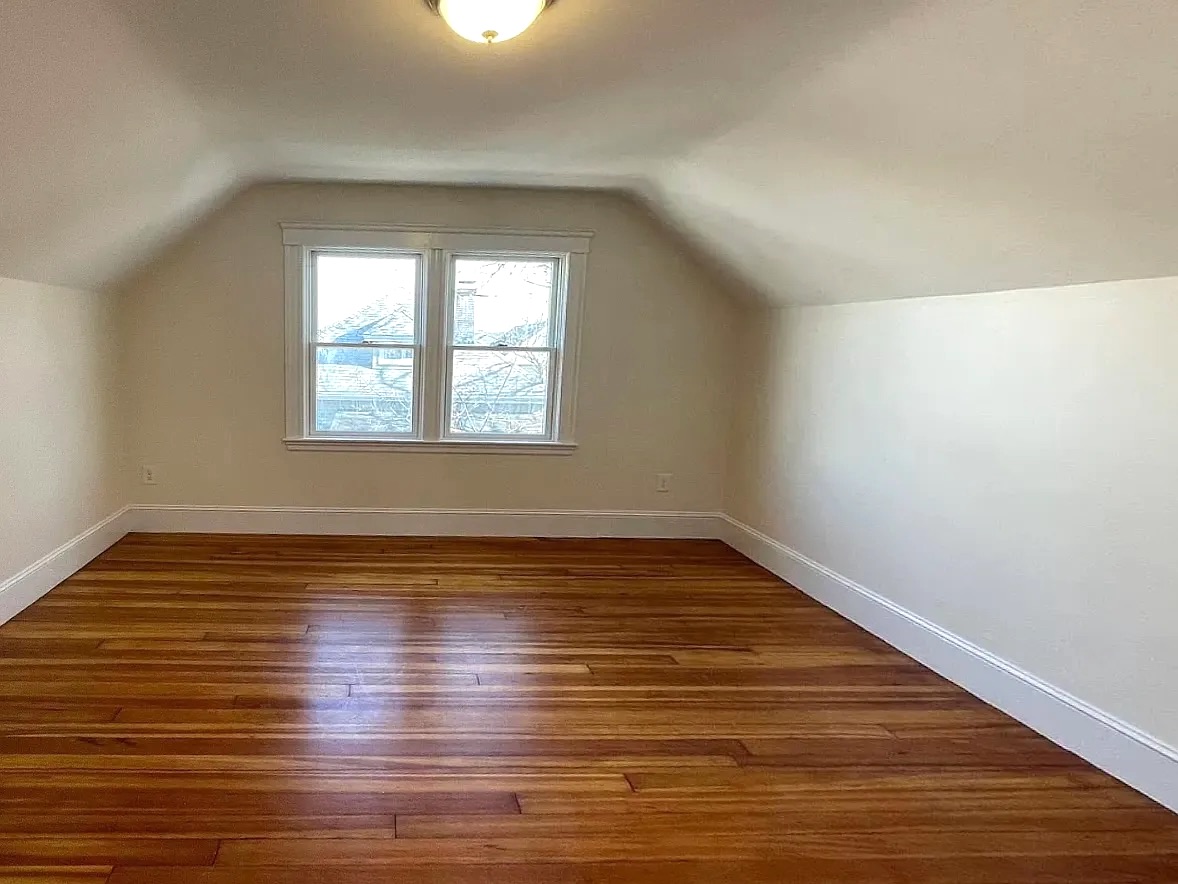 15-17 Berwick Rd, Tufts University