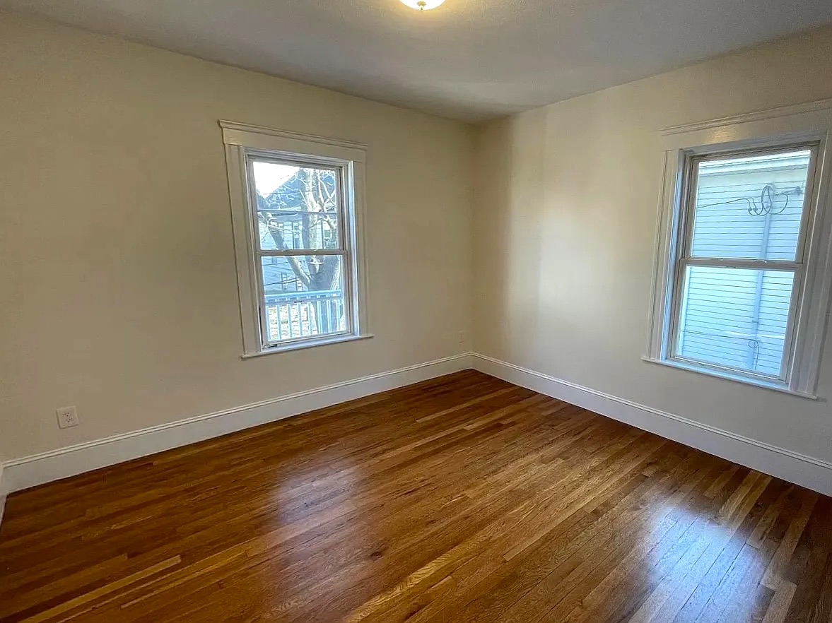 15-17 Berwick Rd, Tufts University