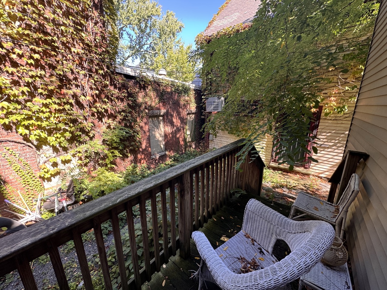 11 Bismarck St, Jamaica Plain