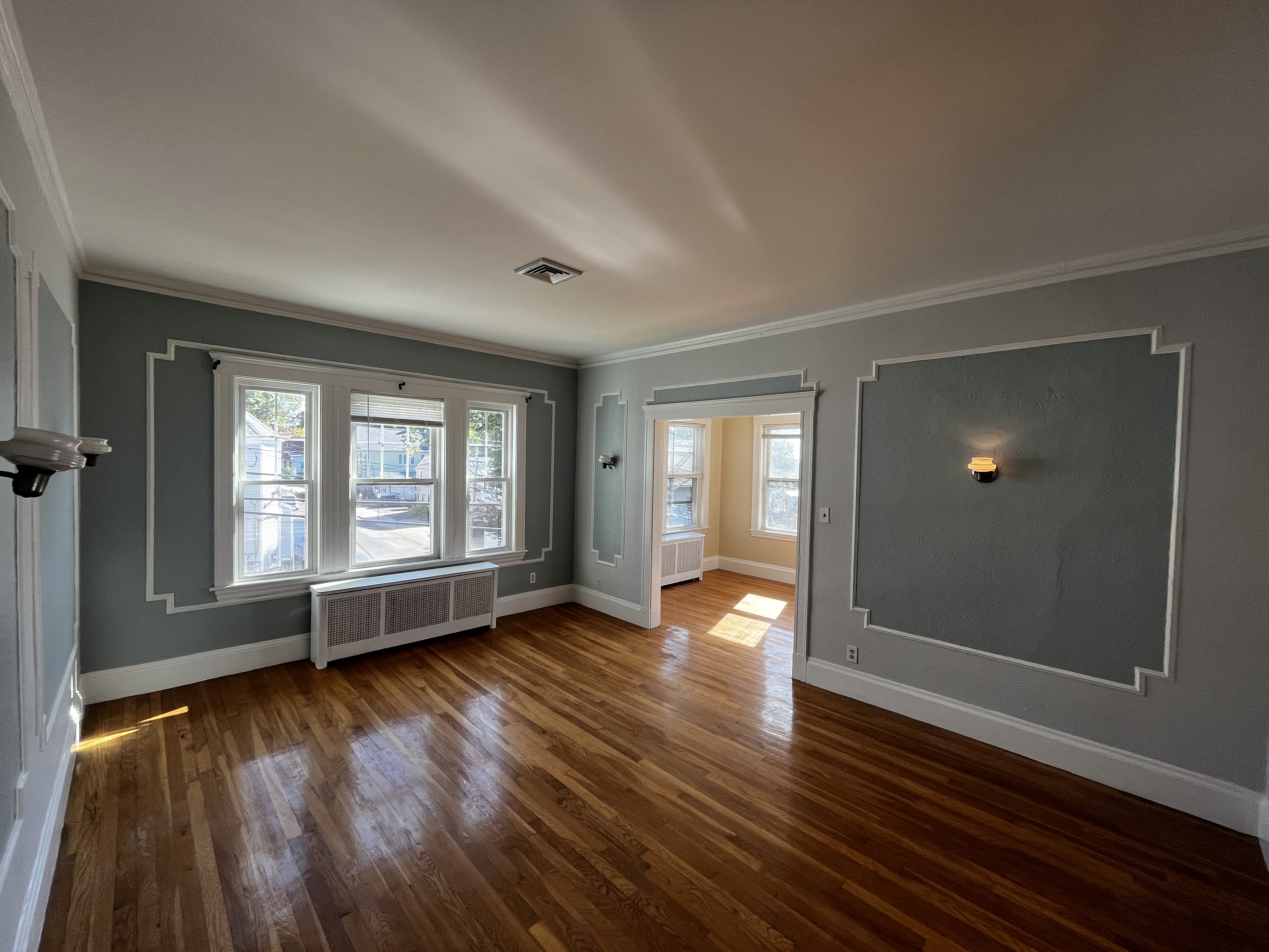 30 Lawrence St, Everett