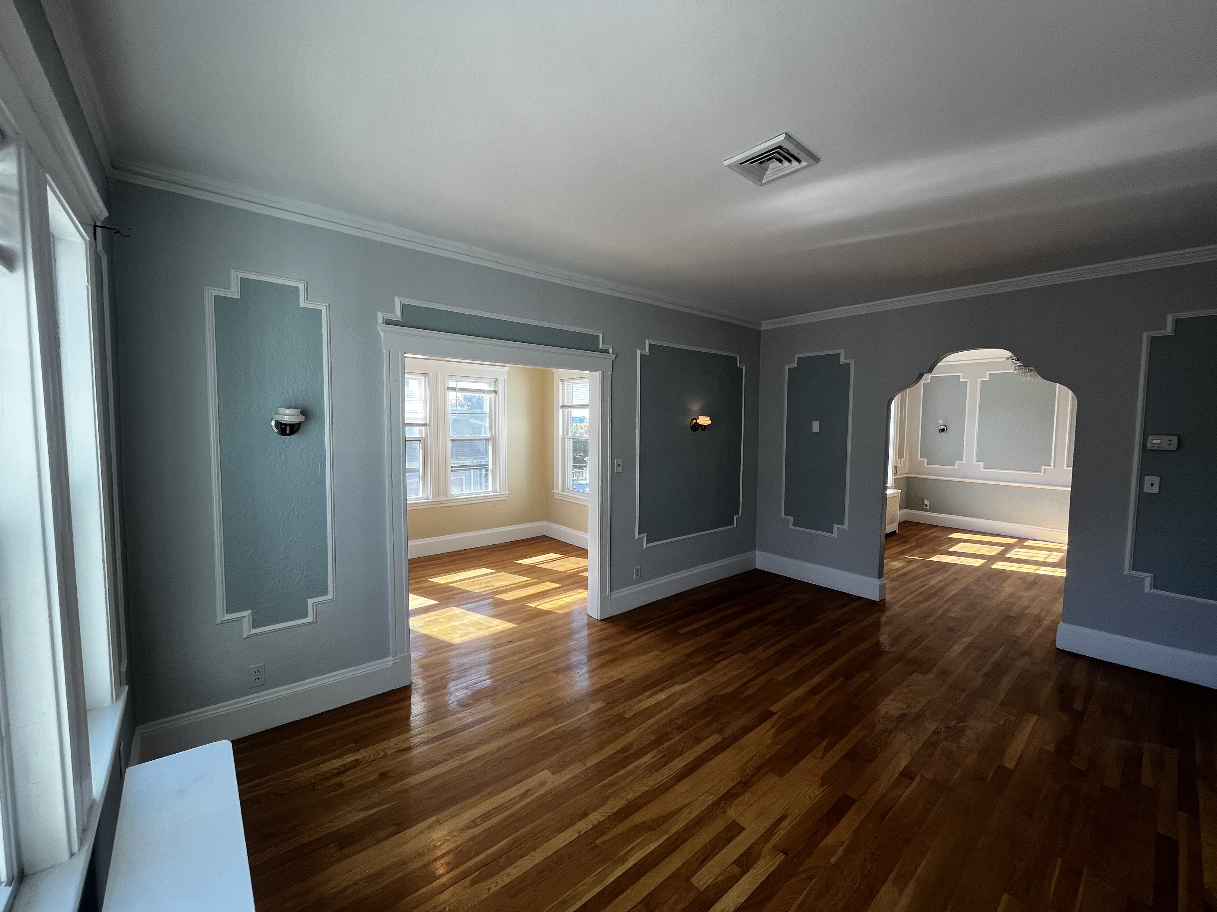 30 Lawrence St, Everett