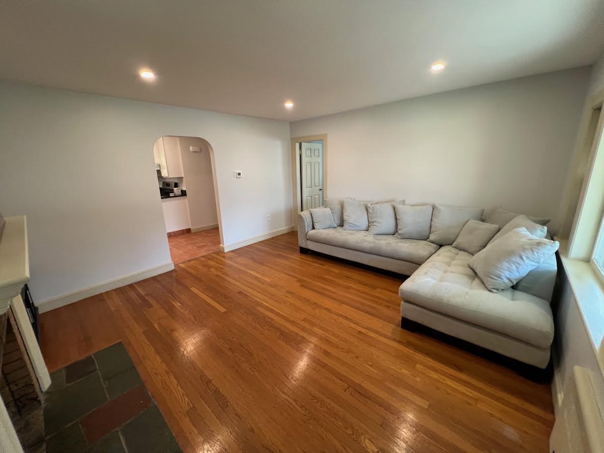 269 Lexington St, Watertown