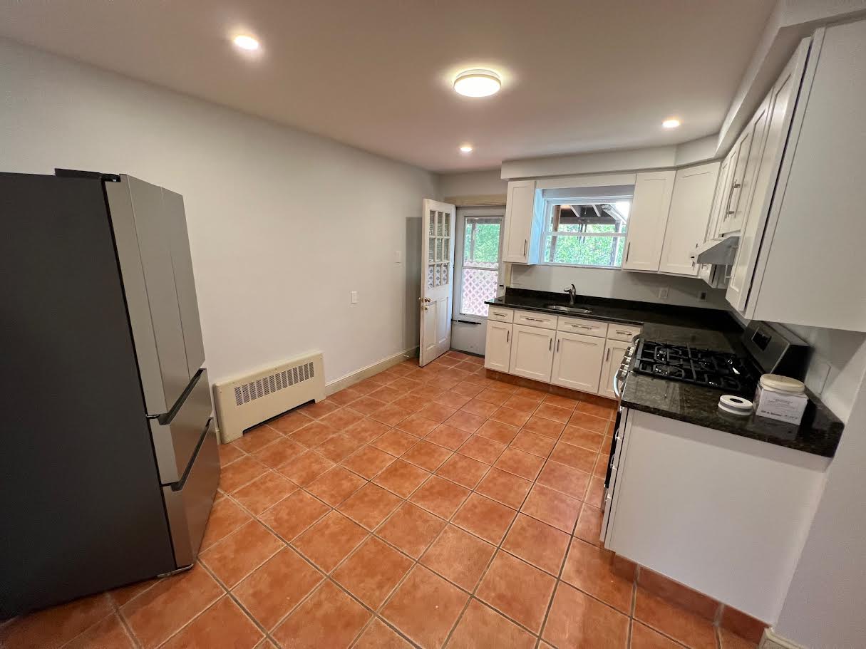 269 Lexington St, Watertown