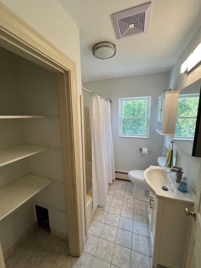 269 Lexington St, Watertown