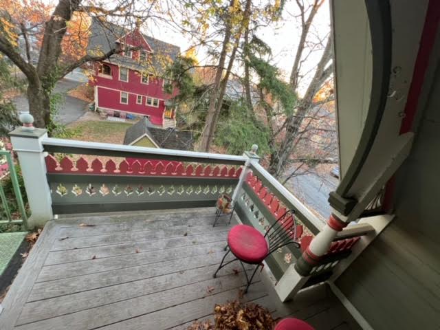 19A Mountfort Rd, Newton Highlands