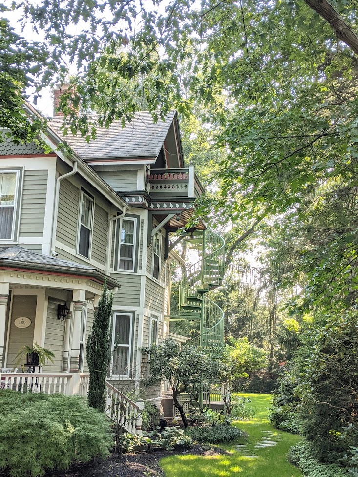 19A Mountfort Rd, Newton Highlands