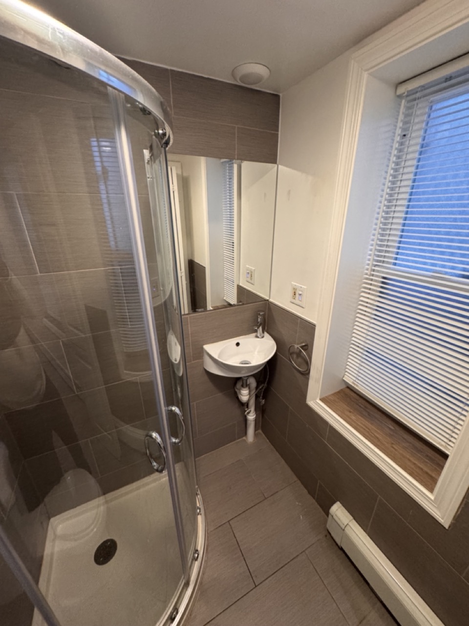 9 Oxford Pl, Chinatown