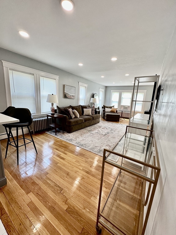 15 Colonial Ave, Newtonville