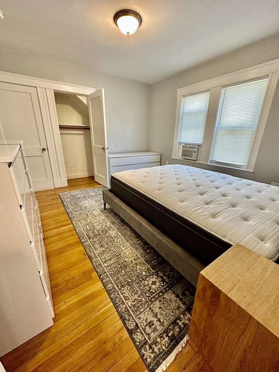 15 Colonial Ave, Newtonville