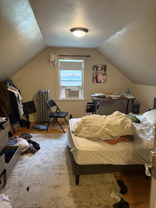 https://ygl-photos.s3.us-west-004.backblazeb2.com/3596O683dbfda806f7.jpg