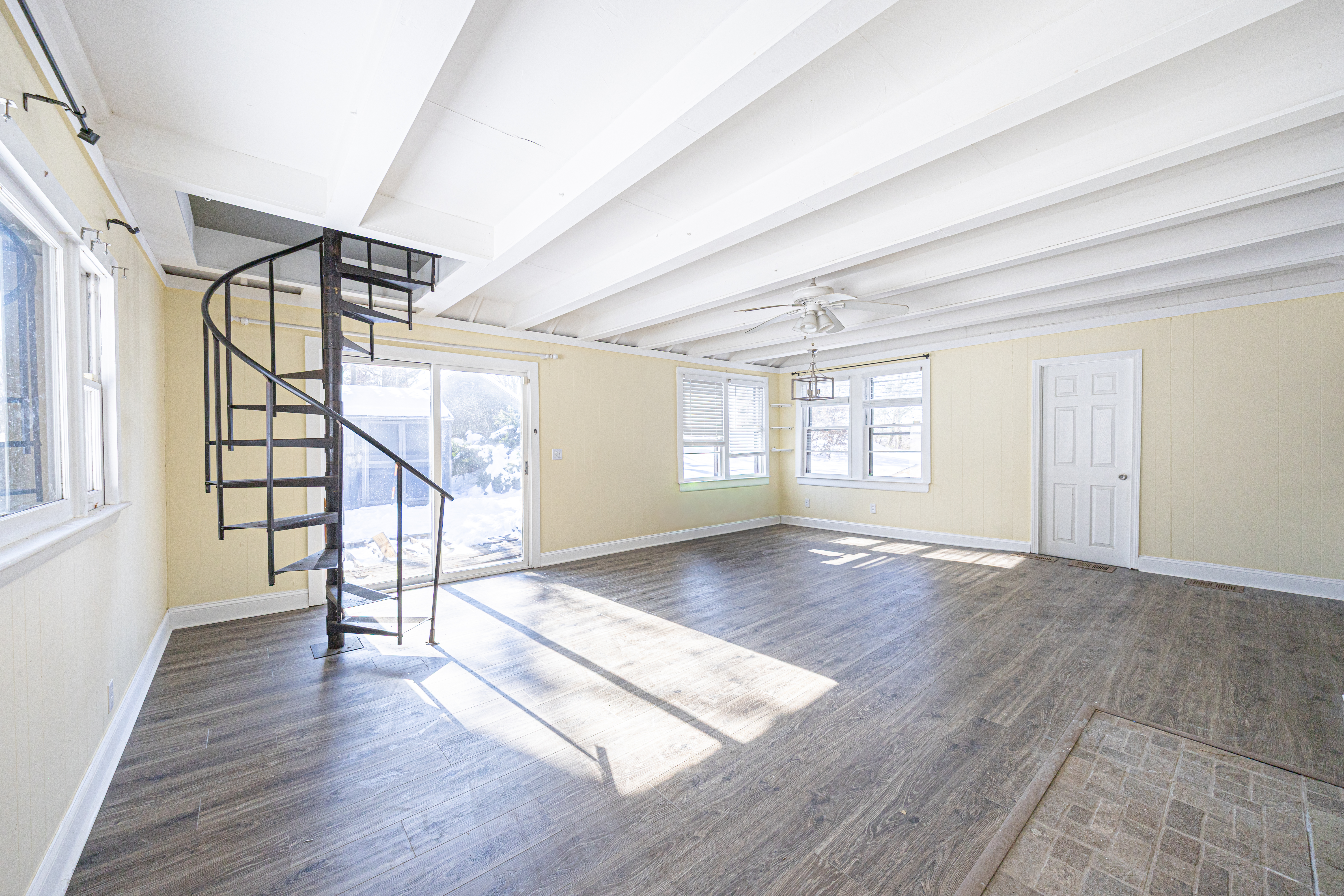 Photos of apartment on West St.,Melrose MA 02176