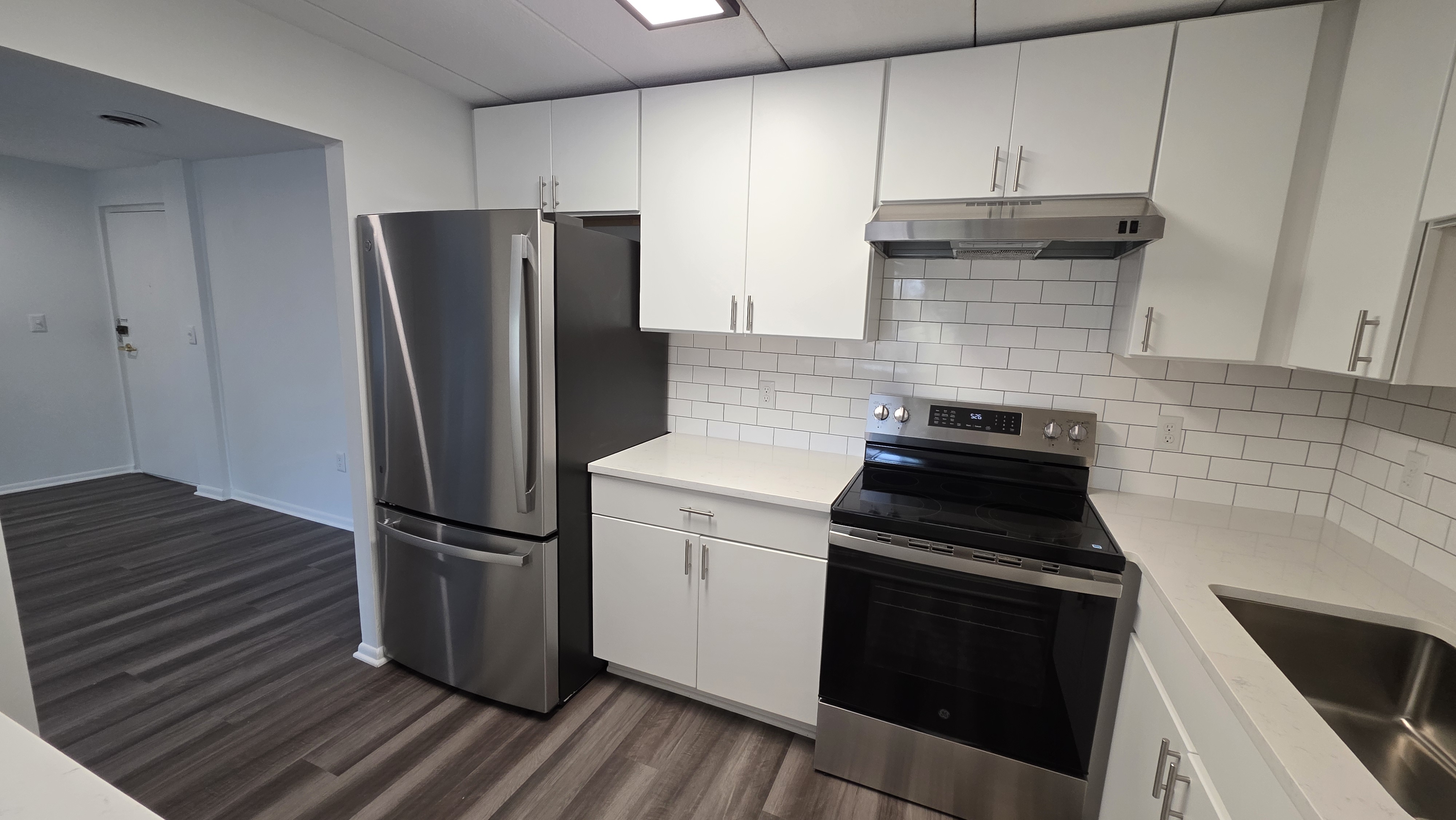 Photos of apartment on Hill Rd.,Belmont MA 02478