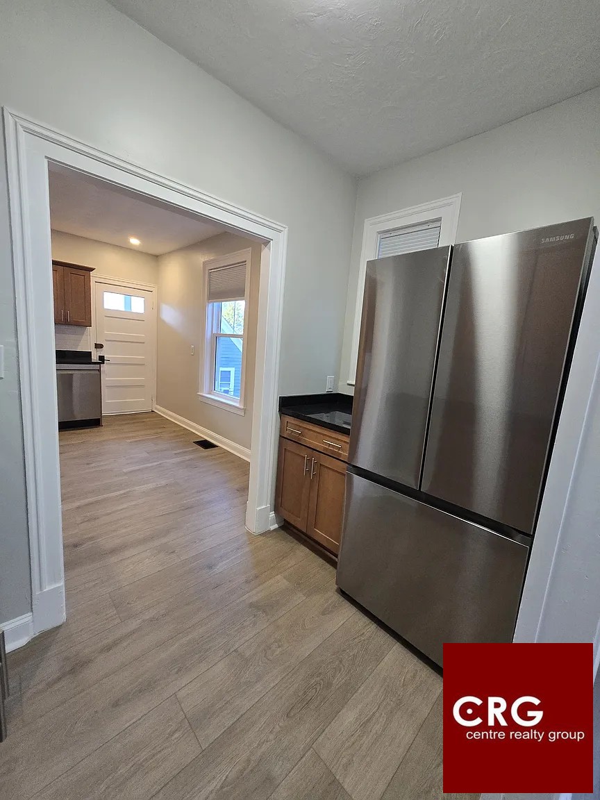 4 Woodville Ter. — Roxbury