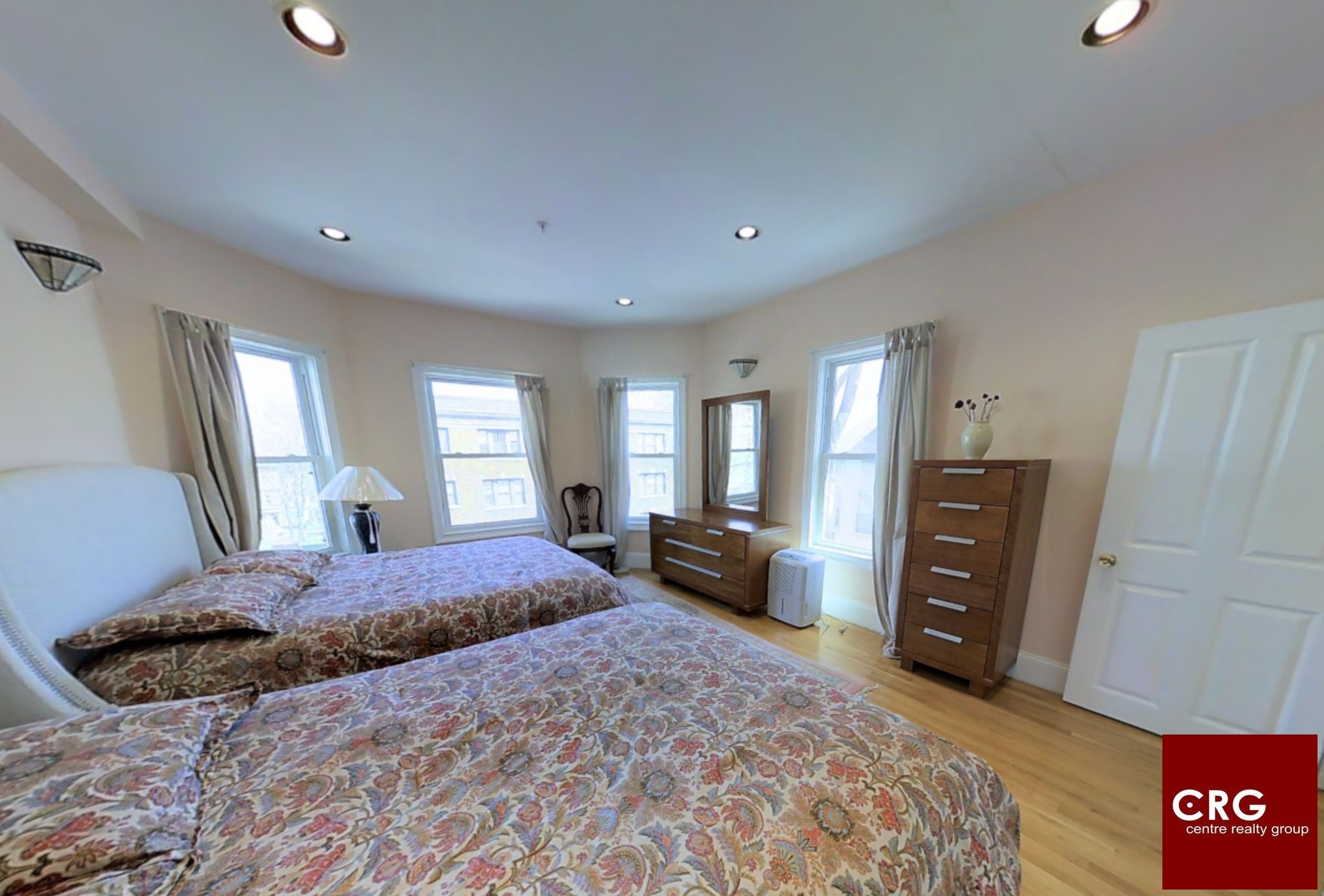 74 Georgia — Roxbury