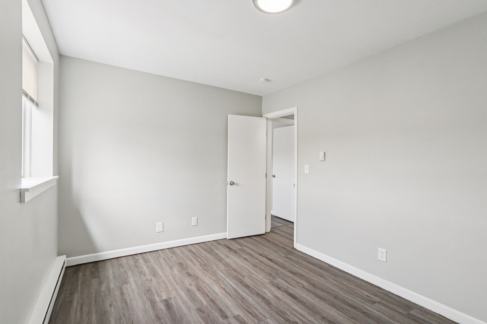 Photos of apartment on Norfolk St.,Boston MA 02126