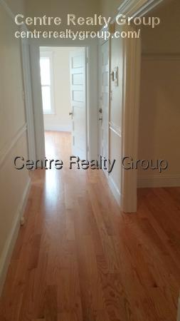 70 Oak Square Ave, Brighton