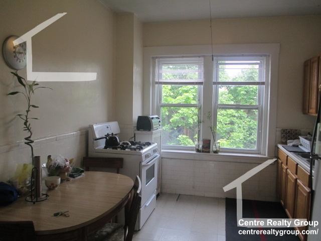 141 Fuller St, Coolidge Corner