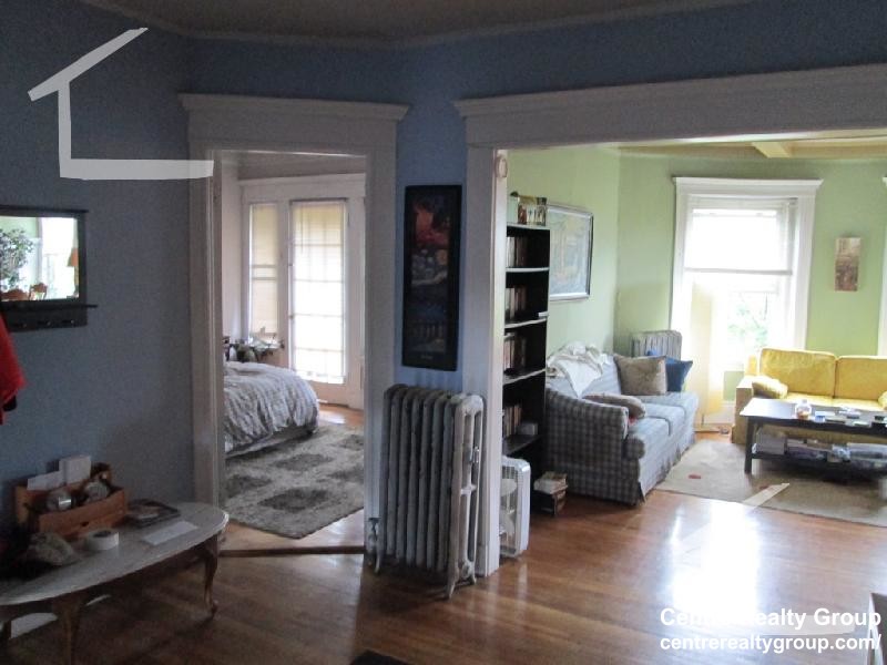 141 Fuller St, Coolidge Corner