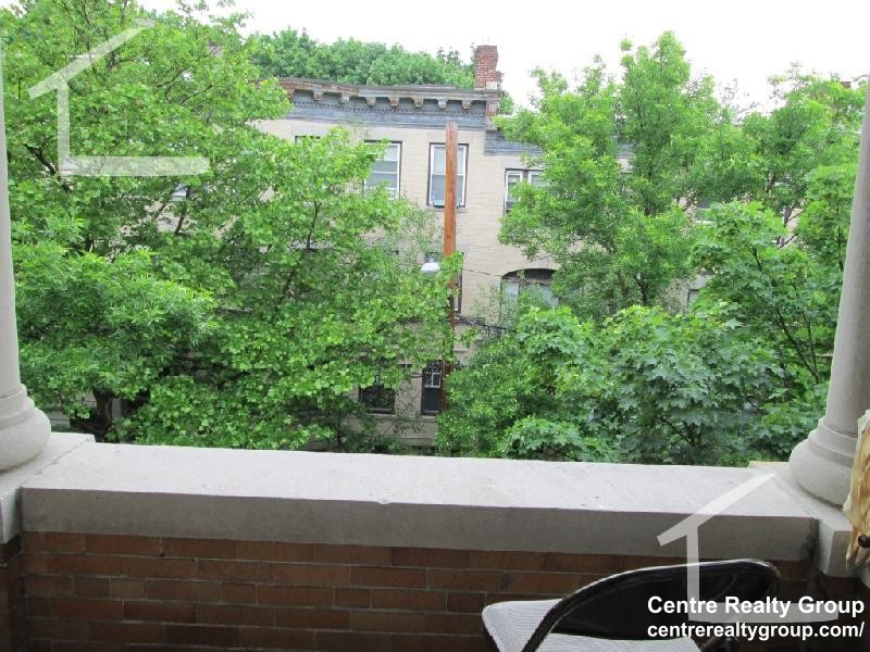 141 Fuller St, Coolidge Corner