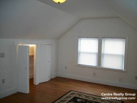 200 Hyde Park Ave, Jamaica Plain