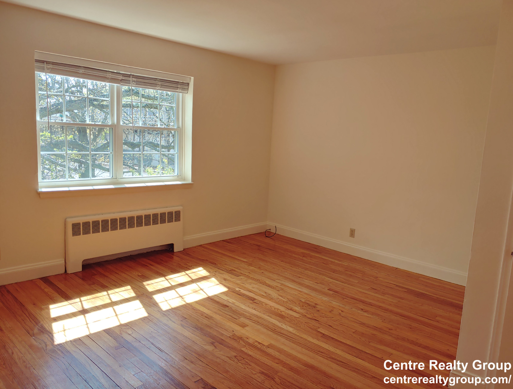 9 Charlesbank Rd, Newton