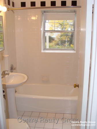 483 Centre St, Newton Corner