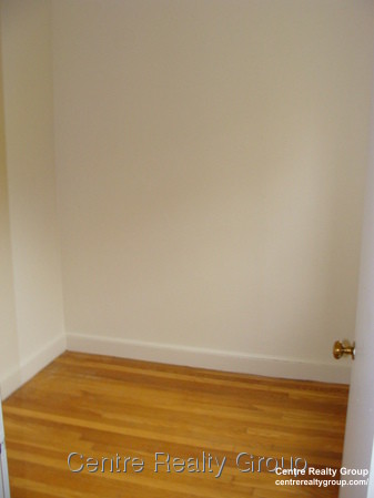 483 Centre St, Newton Corner