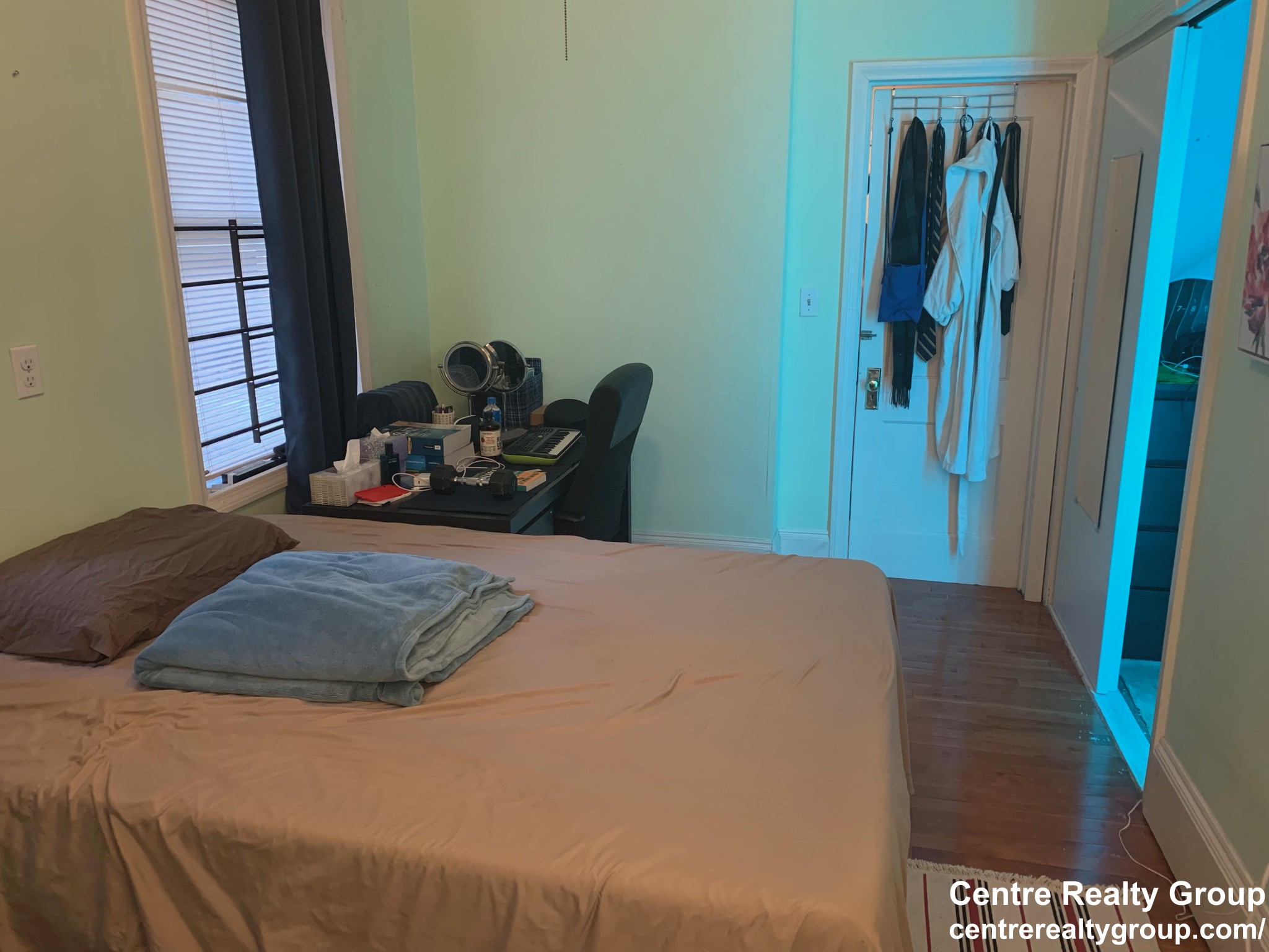 26 Park Vale Ave, Allston