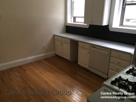 12 Dean Rd, Brookline