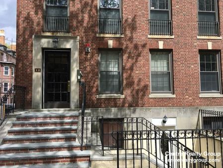 12 Dean Rd, Brookline