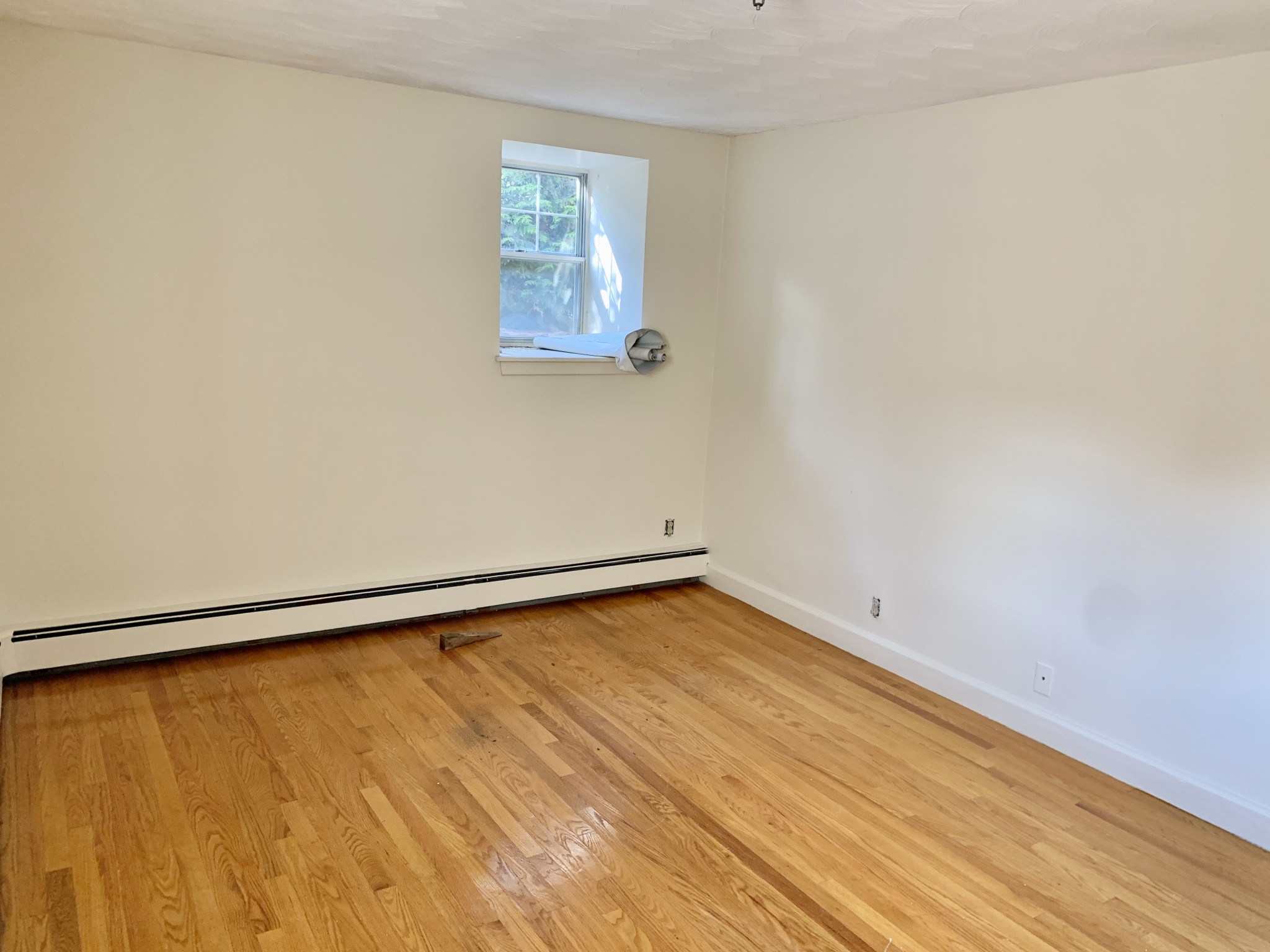 182 Church St, Newtonville