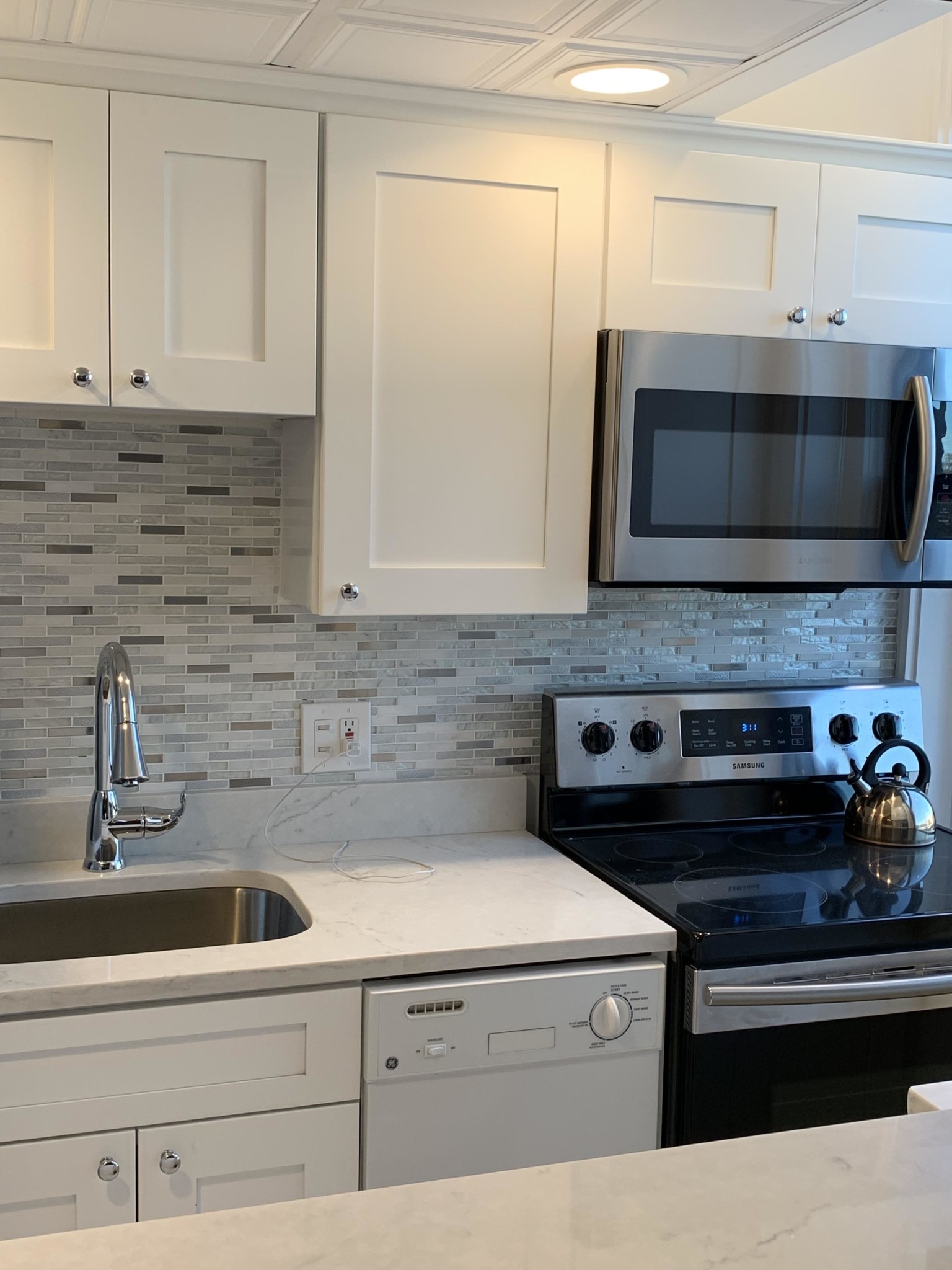 1 bed, 1 bath apartment for rent at 464 Commonwealth Ave Unit 54, Back Bay — photo 5 of 23