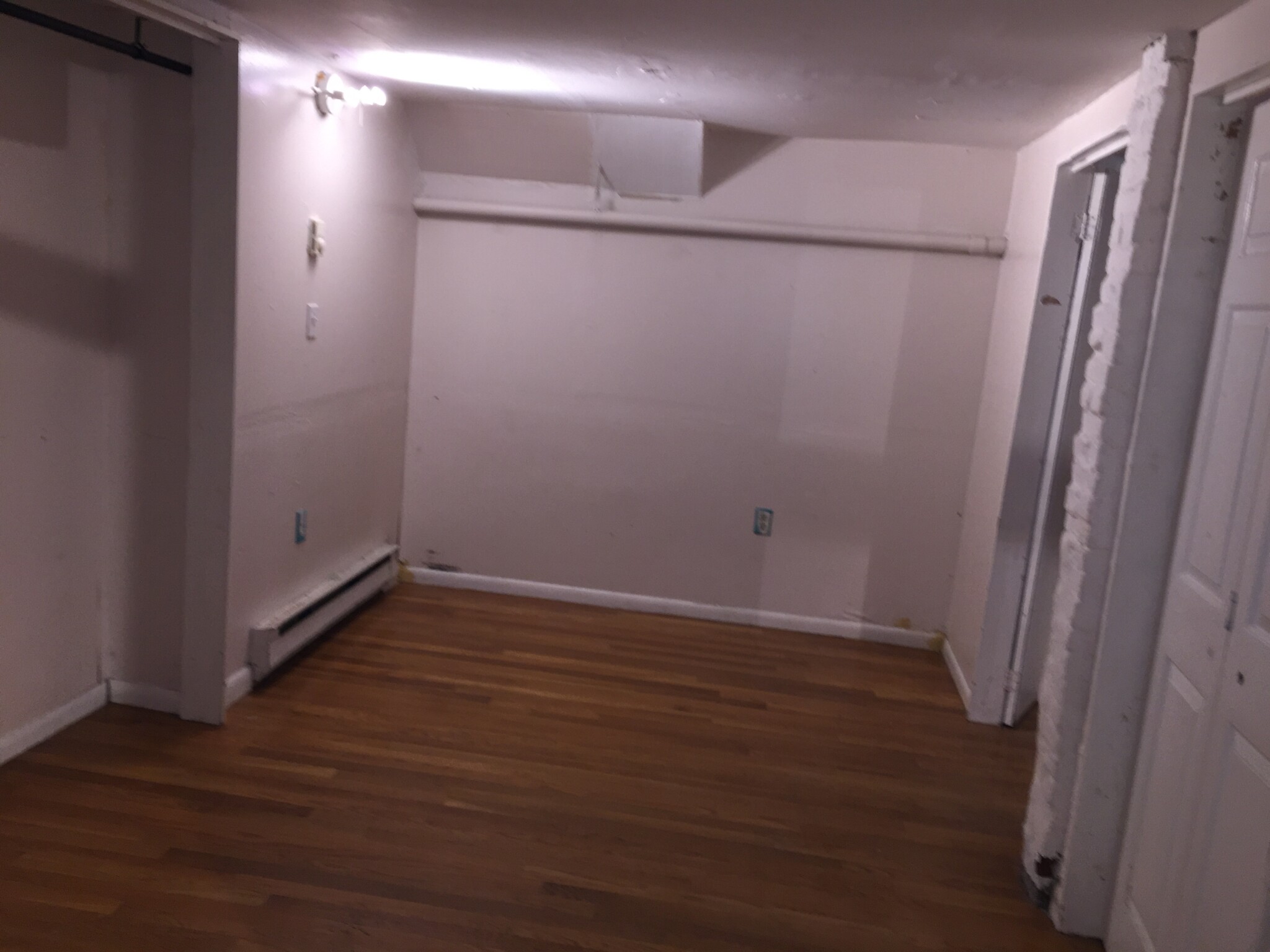 686 Parker St, Mission Hill