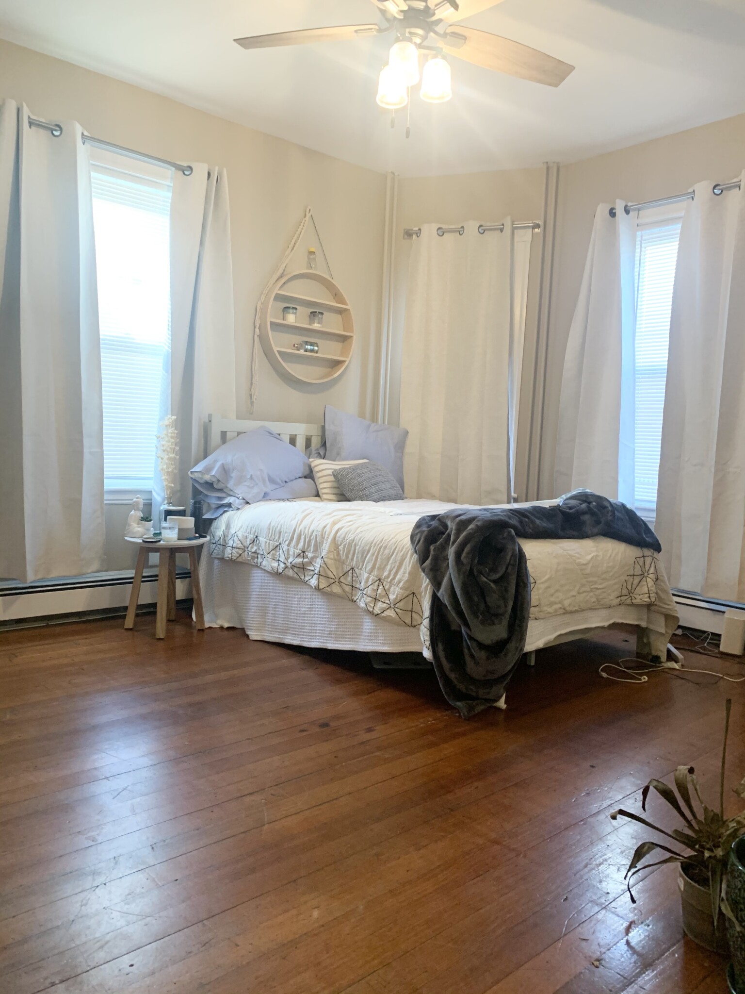 6 8 Sunset St, Mission Hill