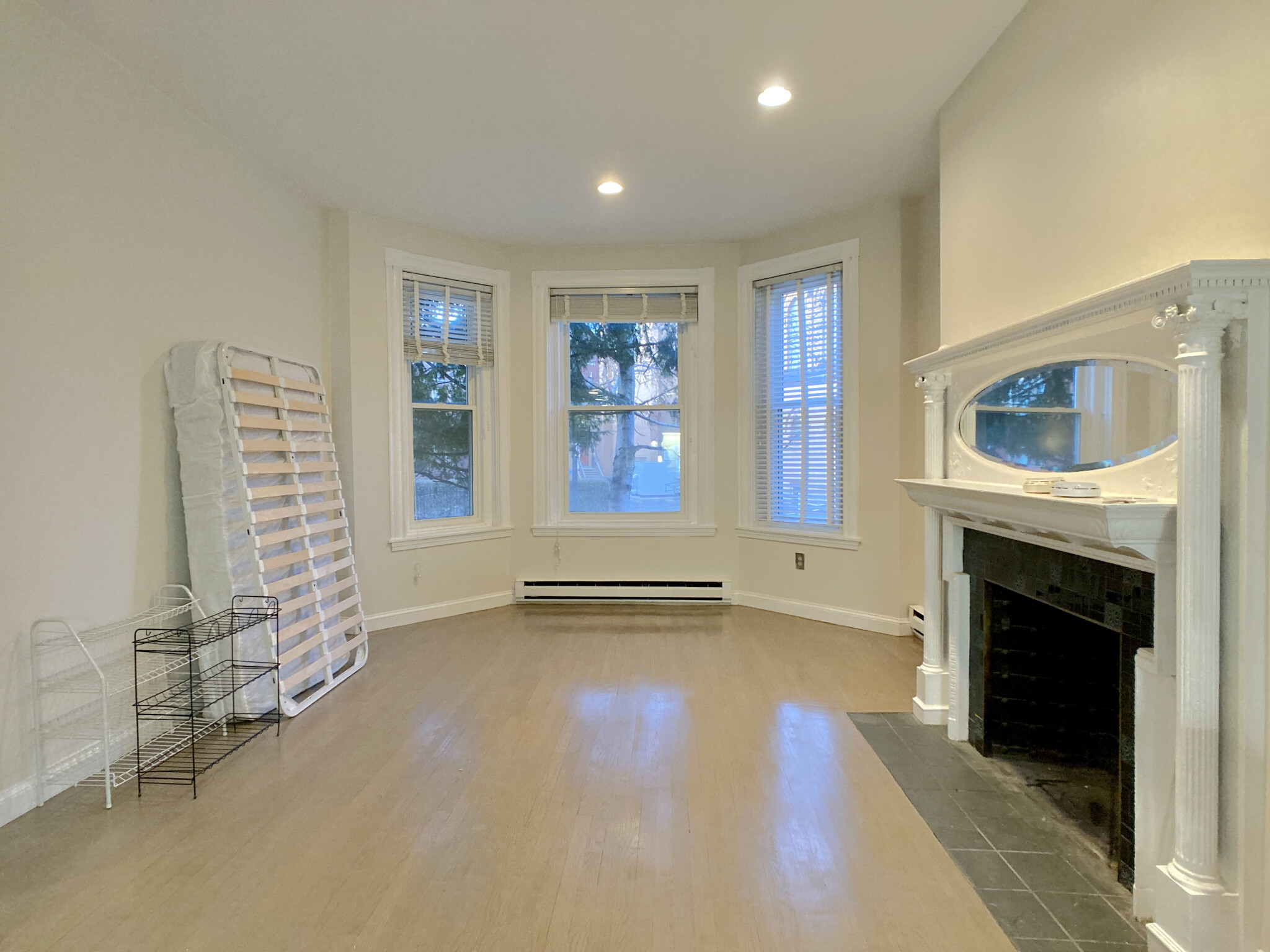 74 Saint Stephen St, Fenway