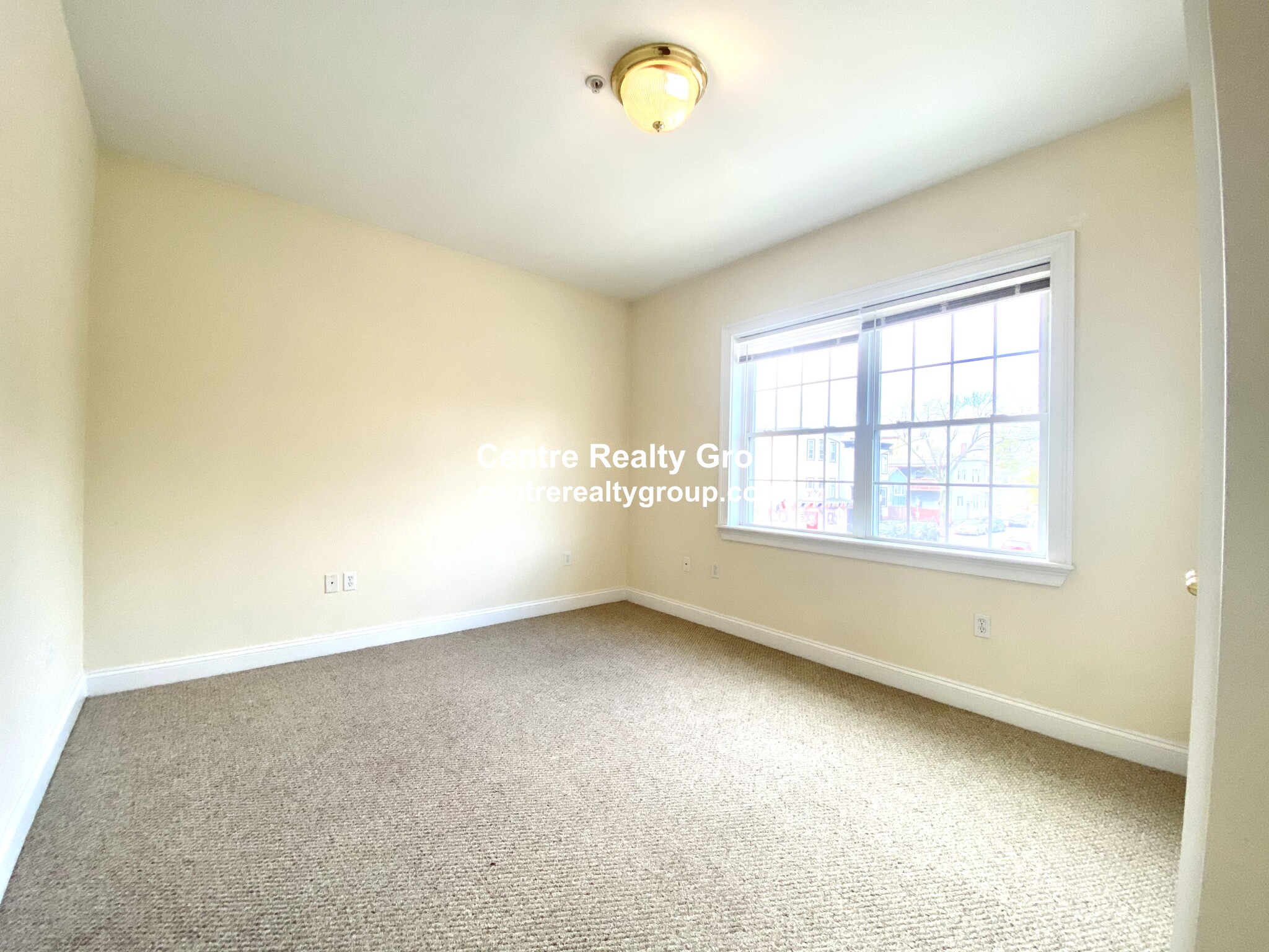 665 Bennington St, East Boston