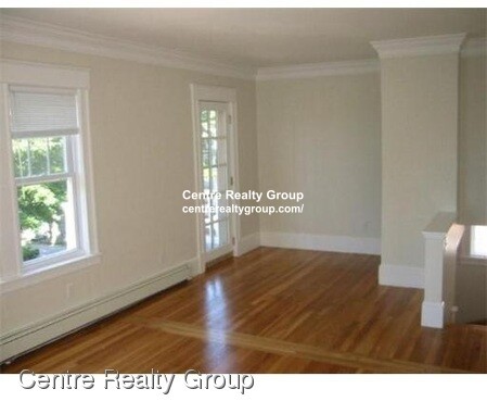 125 Westbourne Ter, Longwood