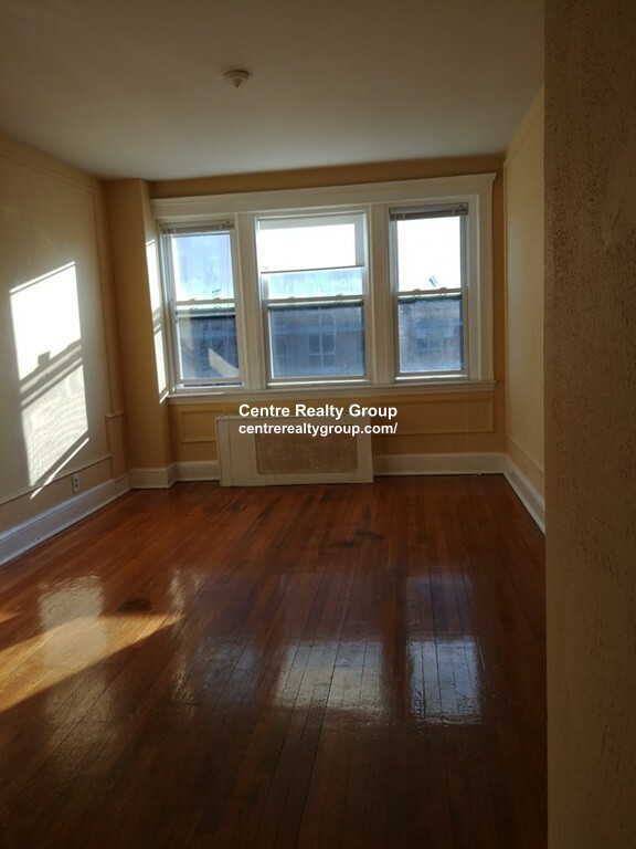 2003 Commonwealth Ave, Brighton