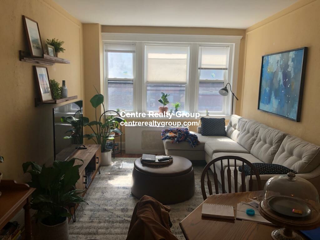 2003 Commonwealth Ave, Brighton