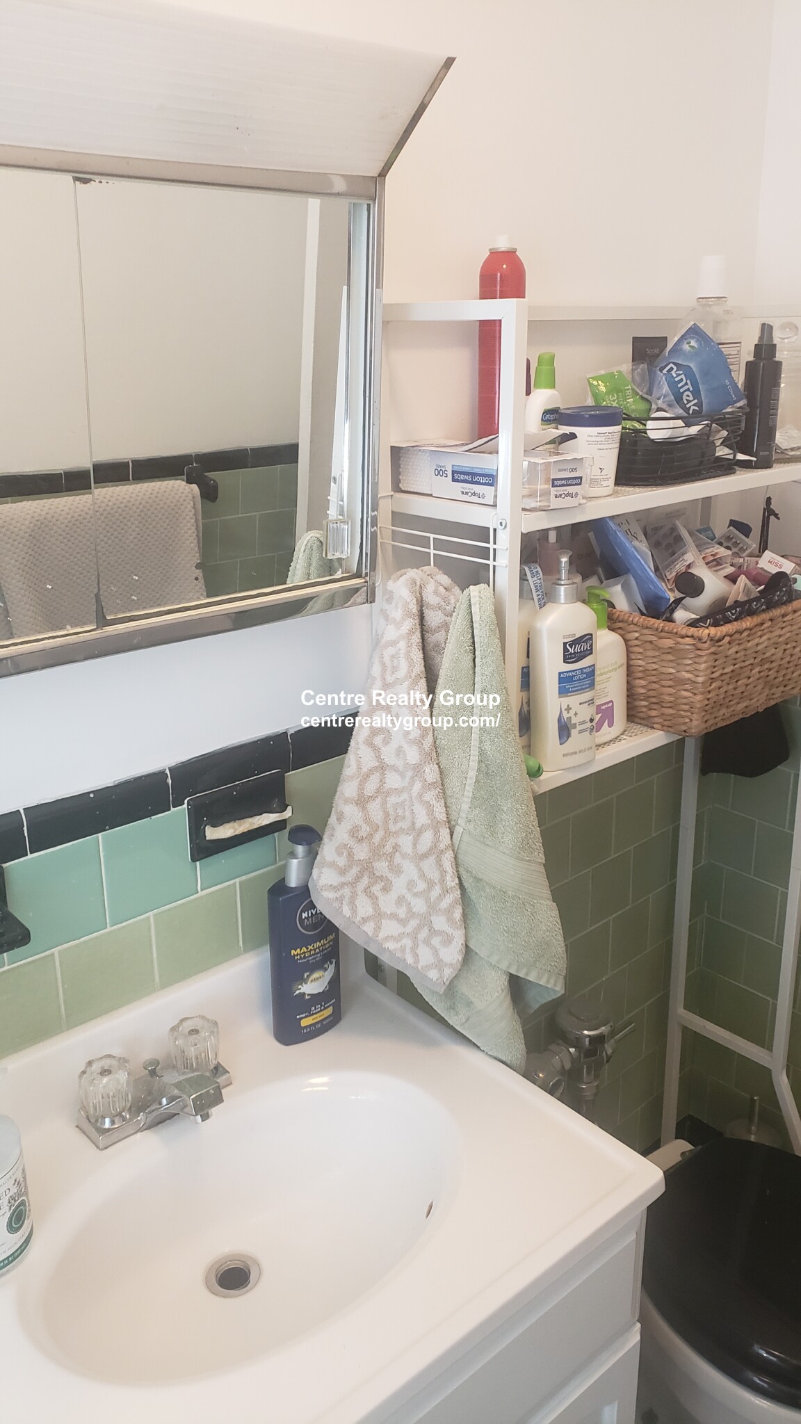 2003 Commonwealth Ave, Brighton