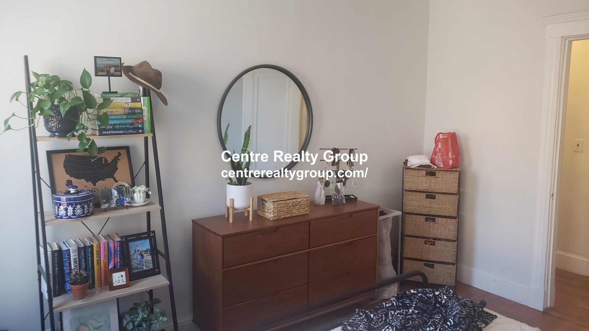 2003 Commonwealth Ave, Brighton