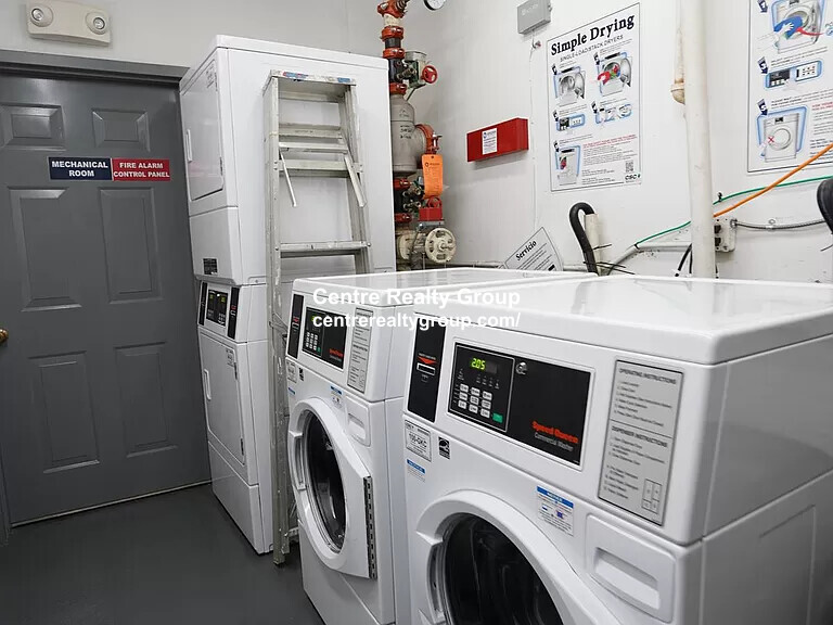 379 Commonwealth Ave, Back Bay