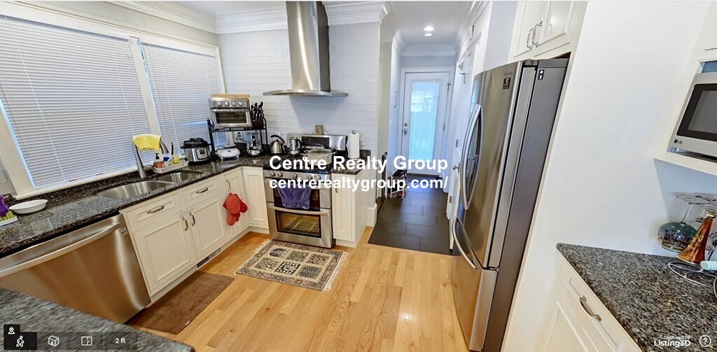 281 Walnut St, Brookline Village