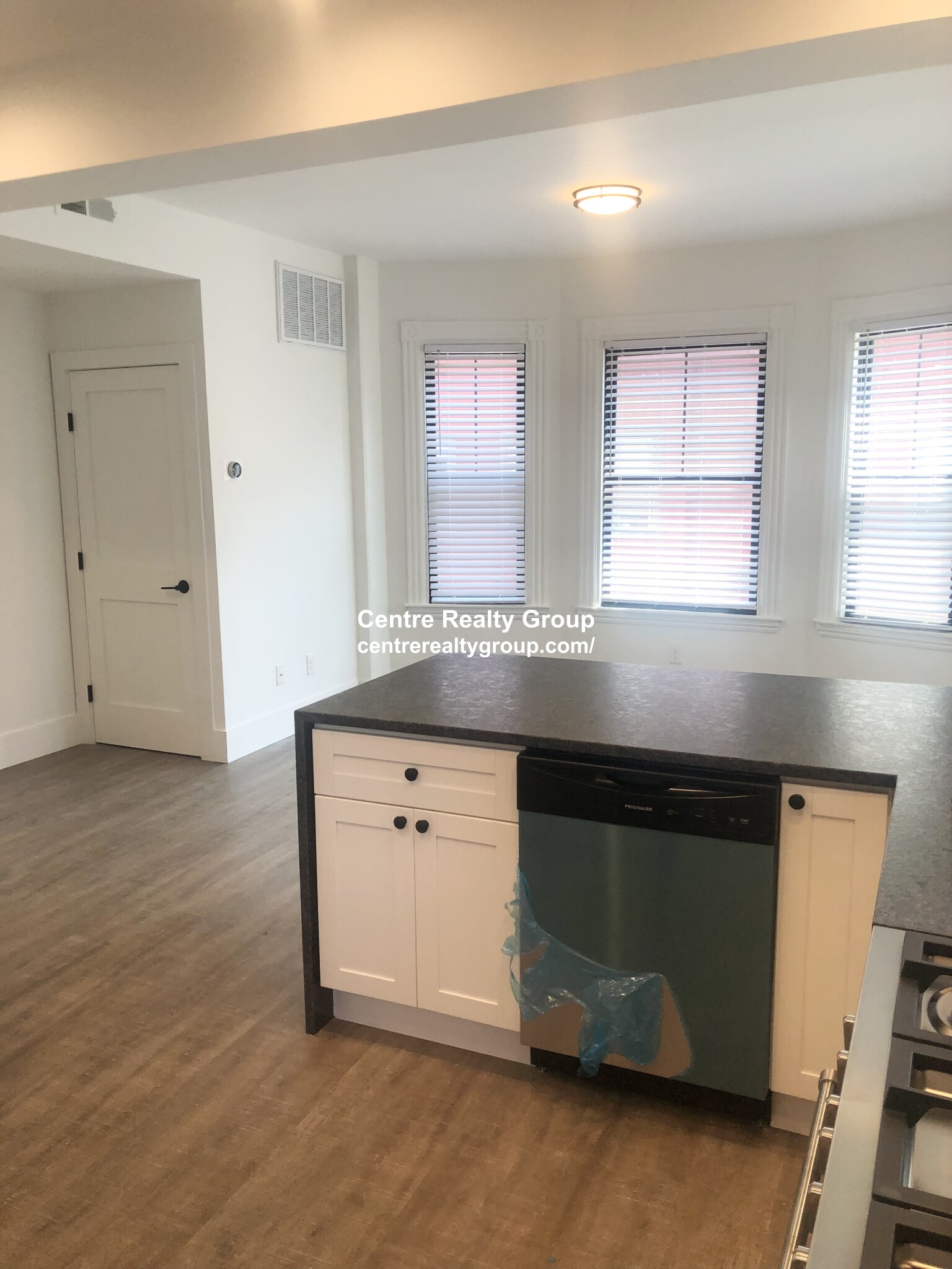 1510.2 Tremont St, Mission Hill